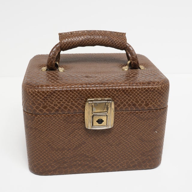 Accessories | Mothership Thrift